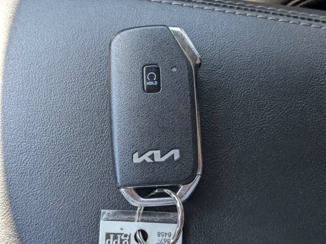 Used 2023 Kia Sorento S w/ Panoramic Sunroof Package AWD/4WD image 32