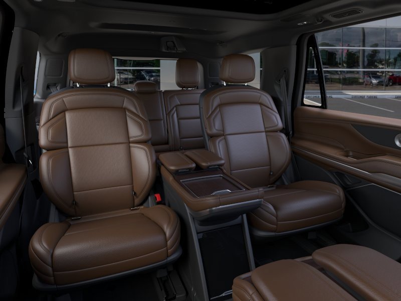New 2025 Lincoln Navigator Reserve image 11