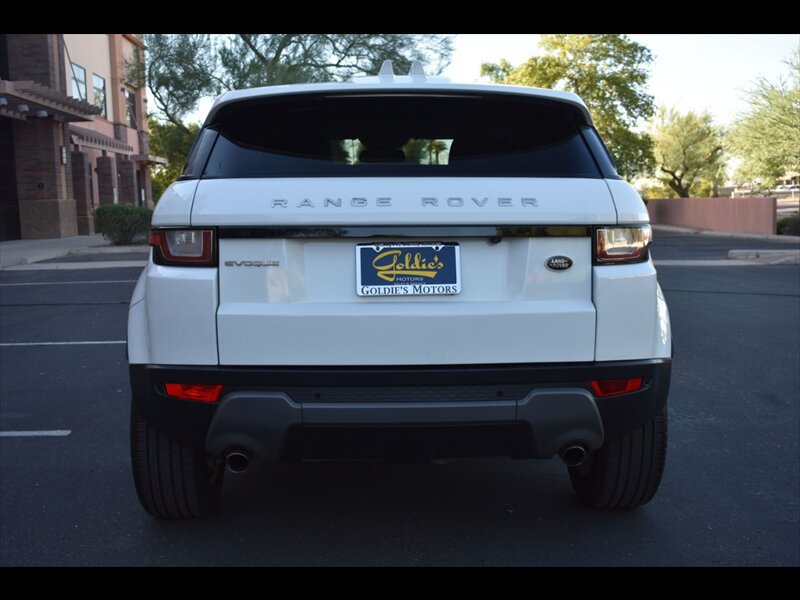 Used 2018 Land Rover Range Rover Evoque SE AWD/4WD image 9