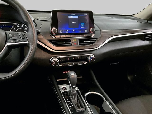 Used 2023 Nissan Altima 2.5 SV AWD/4WD image 6