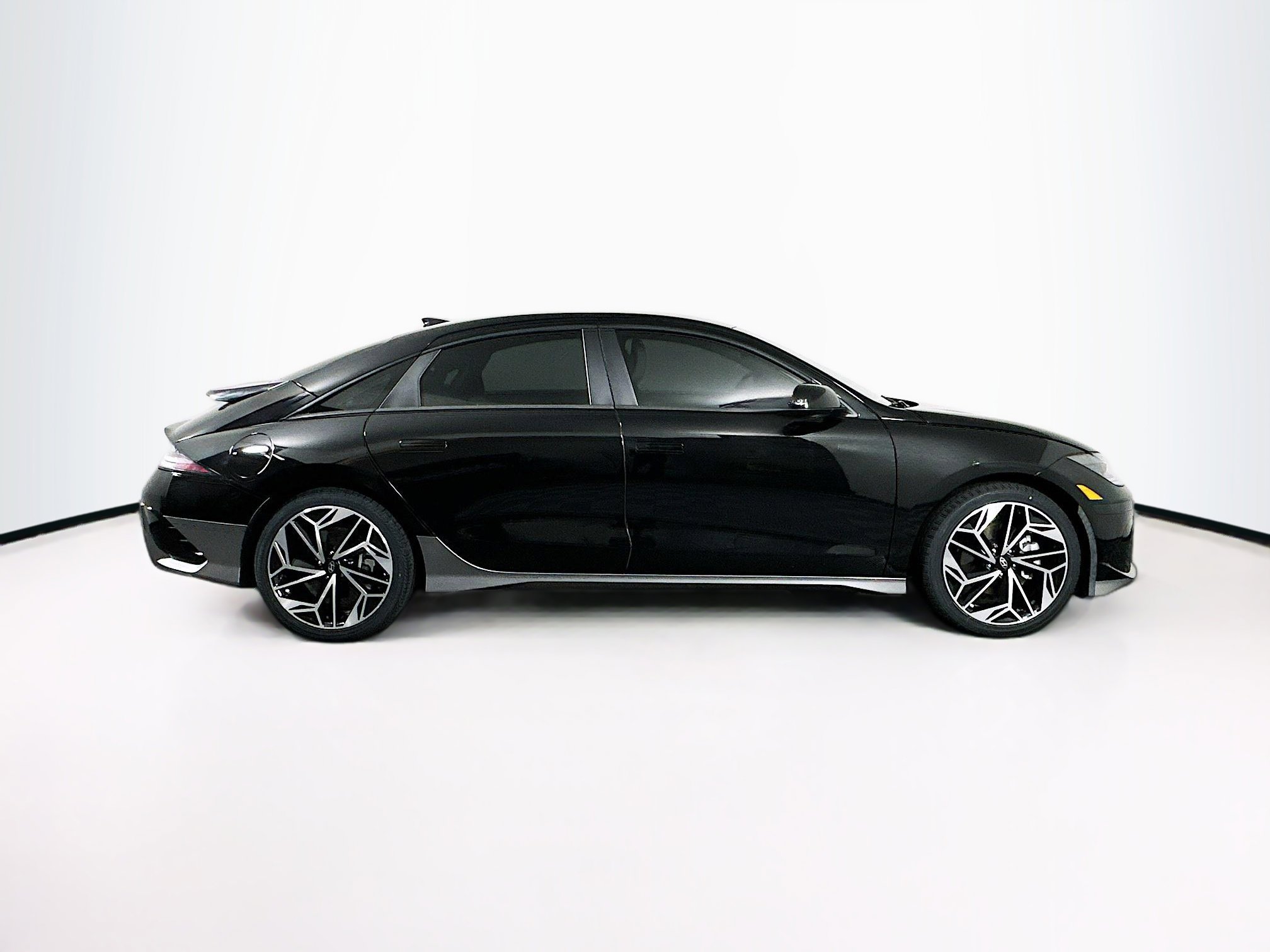 Used 2024 Hyundai Ioniq 6 SEL RWD image 10