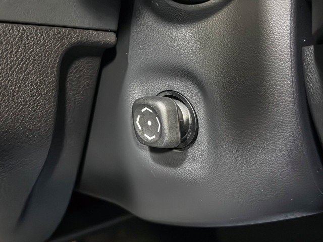 Used 2023 Lexus ES 300h F Sport image 32