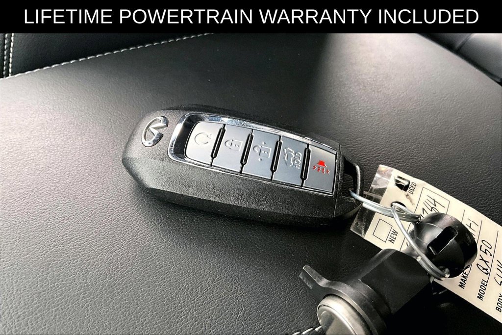 Certified 2025 INFINITI QX50 Sport AWD/4WD image 13