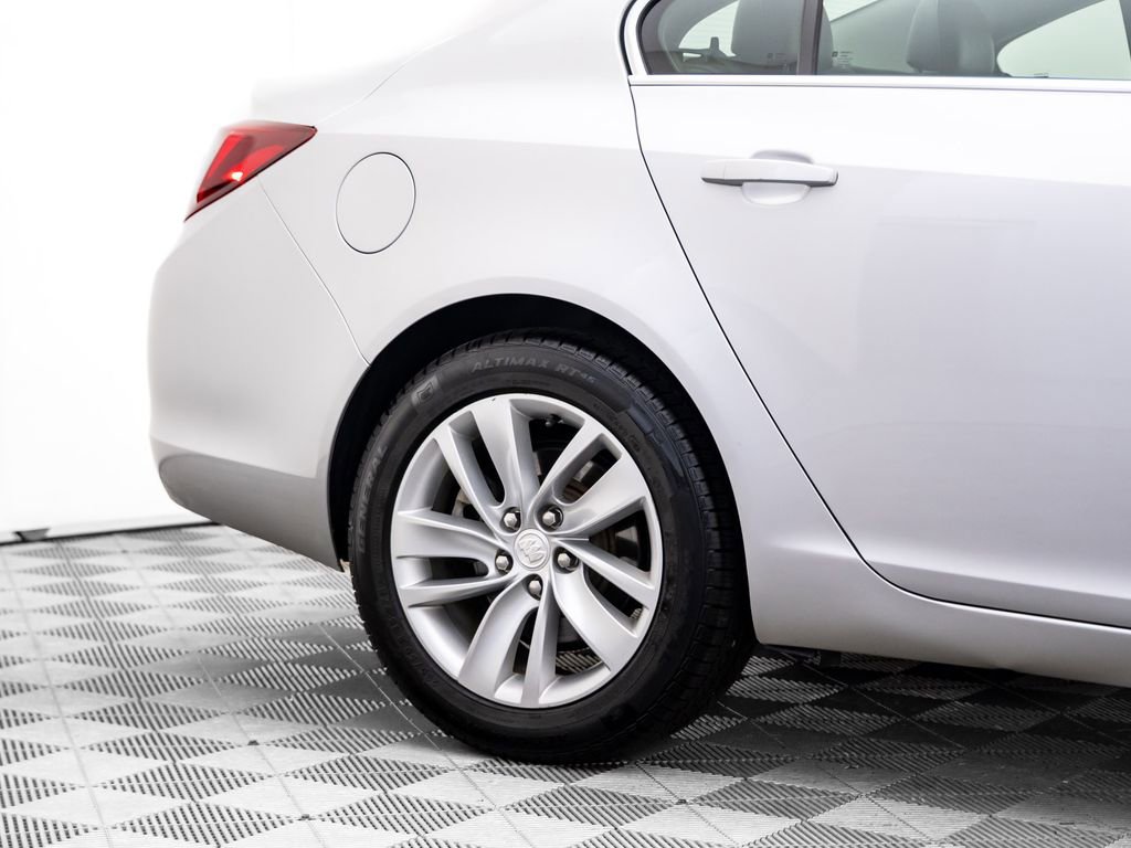 Used 2016 Buick Regal image 31