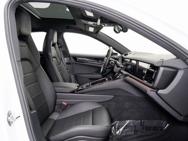Certified 2025 Porsche Panamera 4 image 22