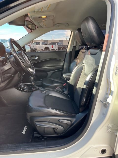 Used 2020 Jeep Compass Latitude AWD/4WD image 30