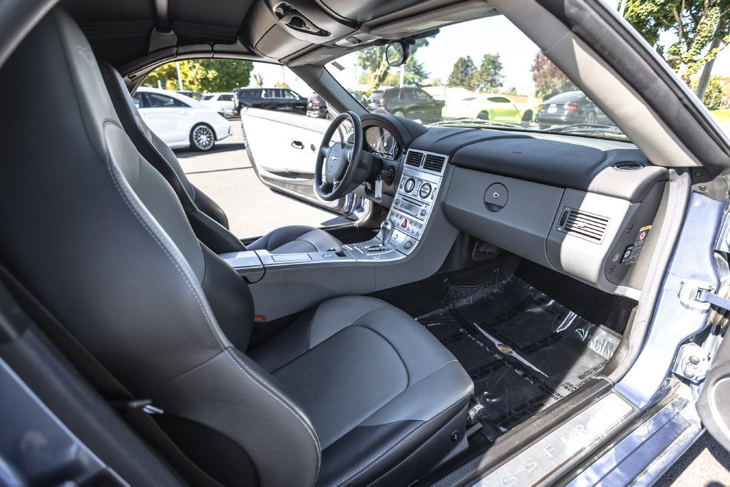 Used 2005 Chrysler Crossfire Limited RWD image 18