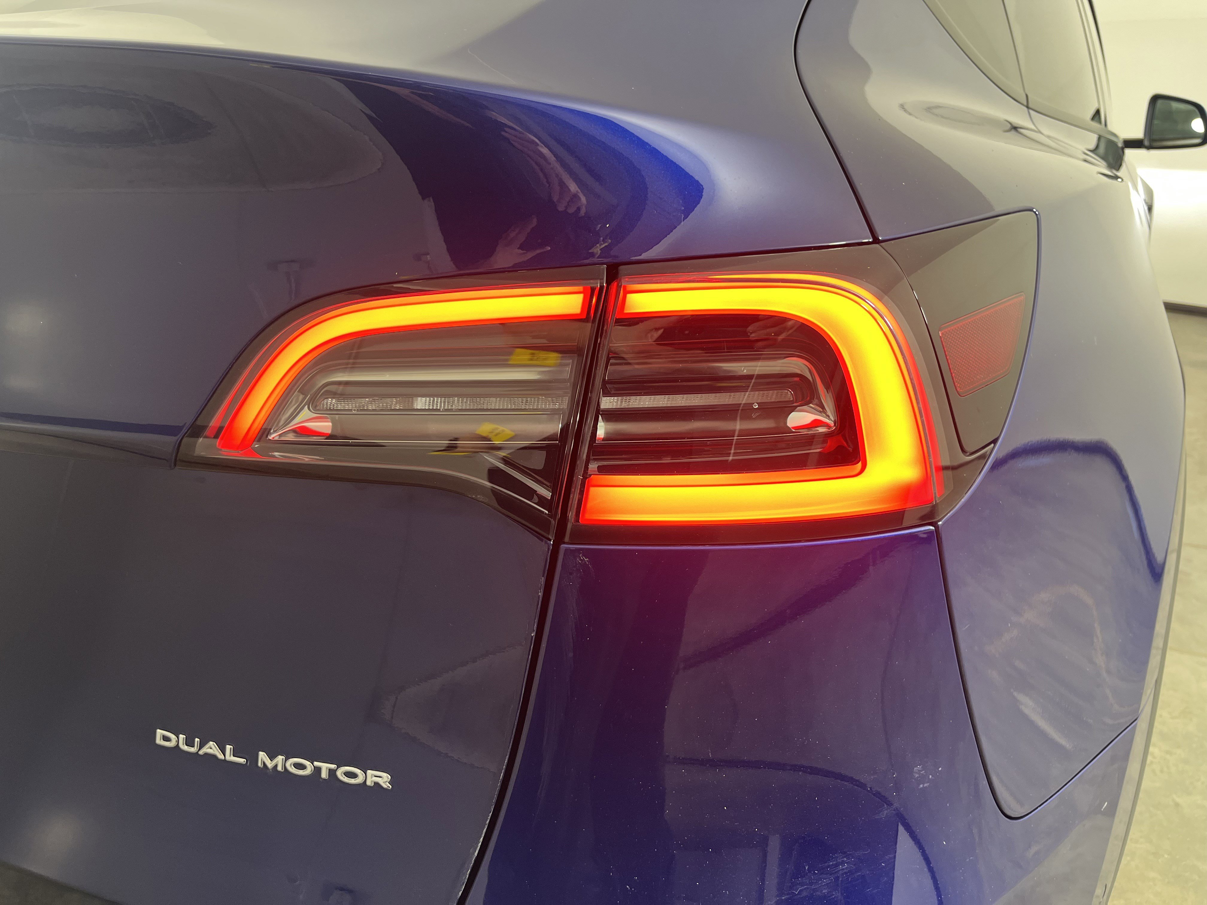 Used 2021 Tesla Model Y Long Range image 25