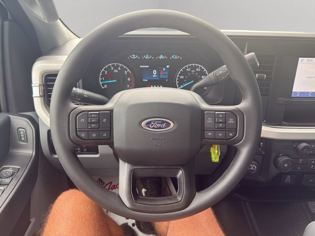Used 2025 Ford F250 XL w/ 360-Degree Camera Package RWD image 21