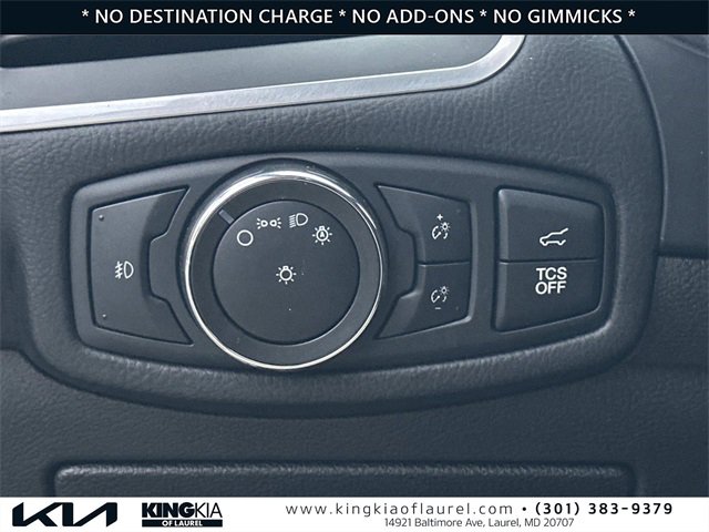 Used 2022 Ford Edge Titanium image 14