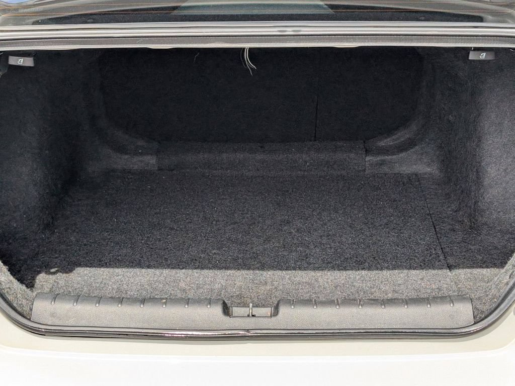 Used 2019 Honda Civic EX-L image 12