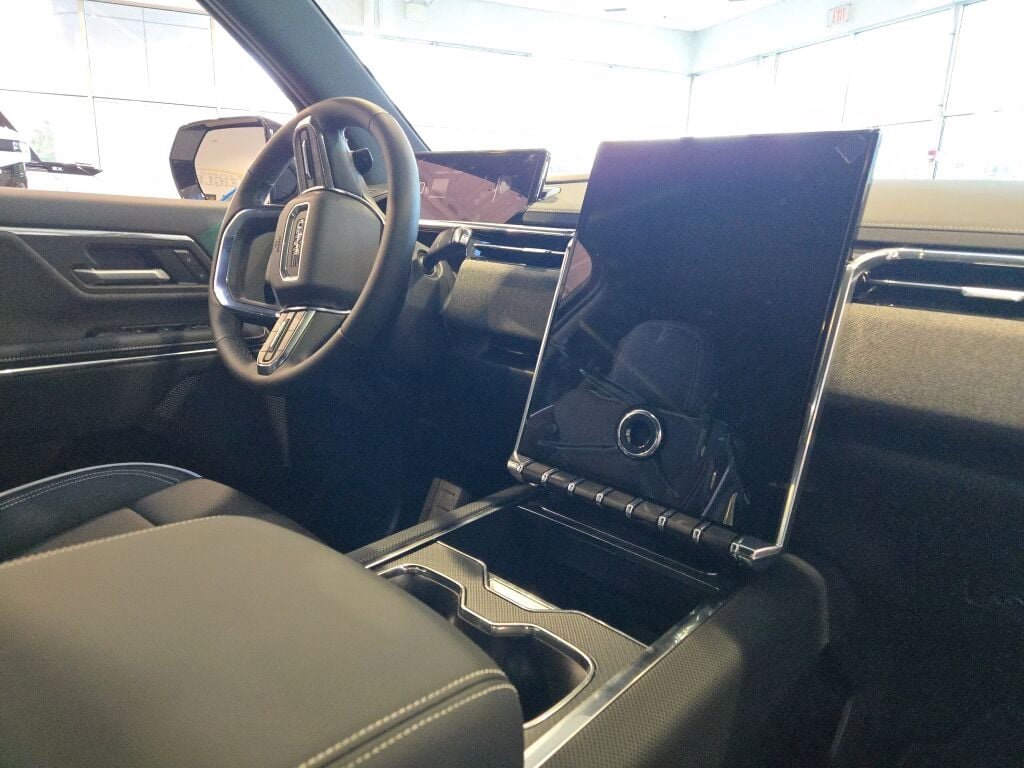 New 2026 GMC Sierra EV Elevation image 9