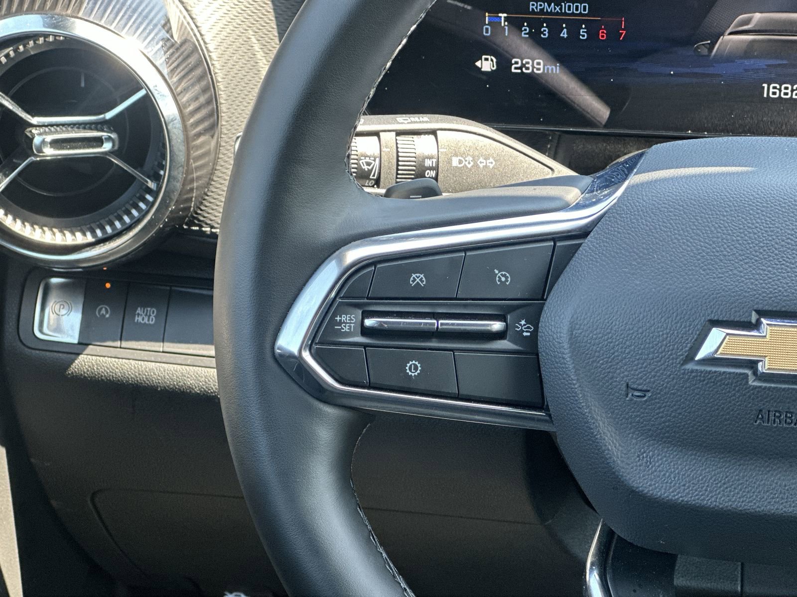 Used 2025 Chevrolet Equinox LT image 20