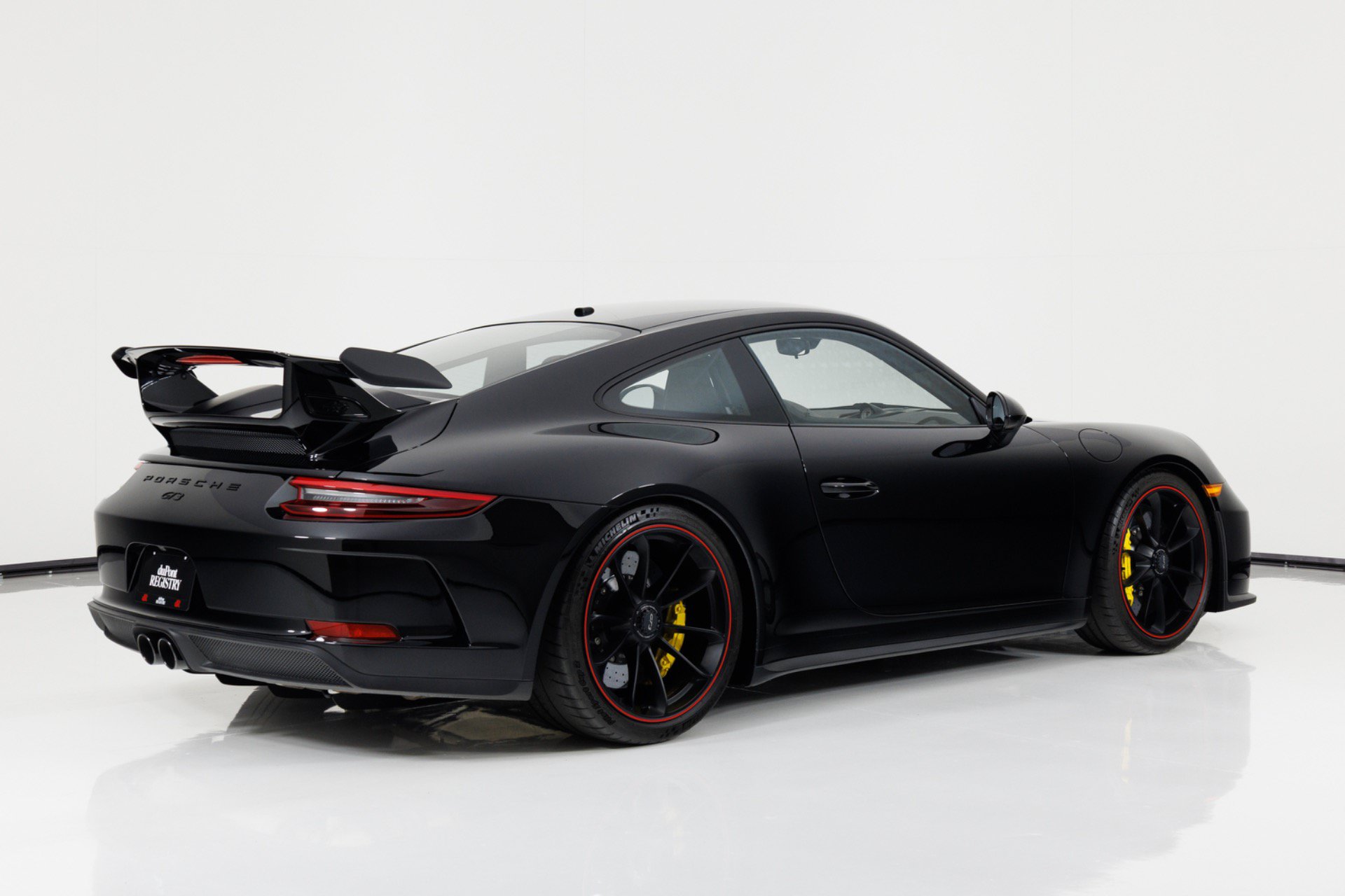 Used 2018 Porsche 911 GT3 RWD image 3