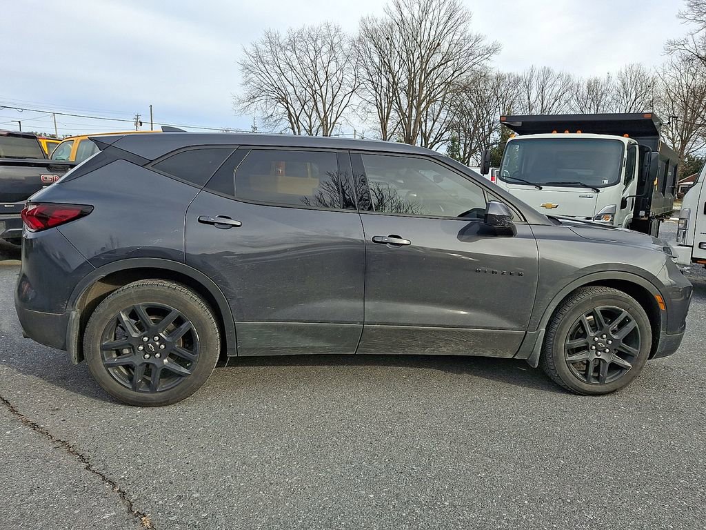 Used 2021 Chevrolet Blazer LT w/ LPO, Black Accent Package image 6