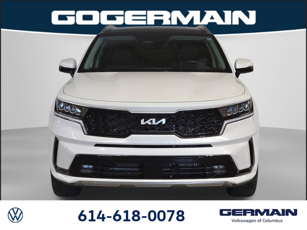 Used 2022 Kia Sorento EX w/ Panoramic Sunroof Package AWD/4WD image 3