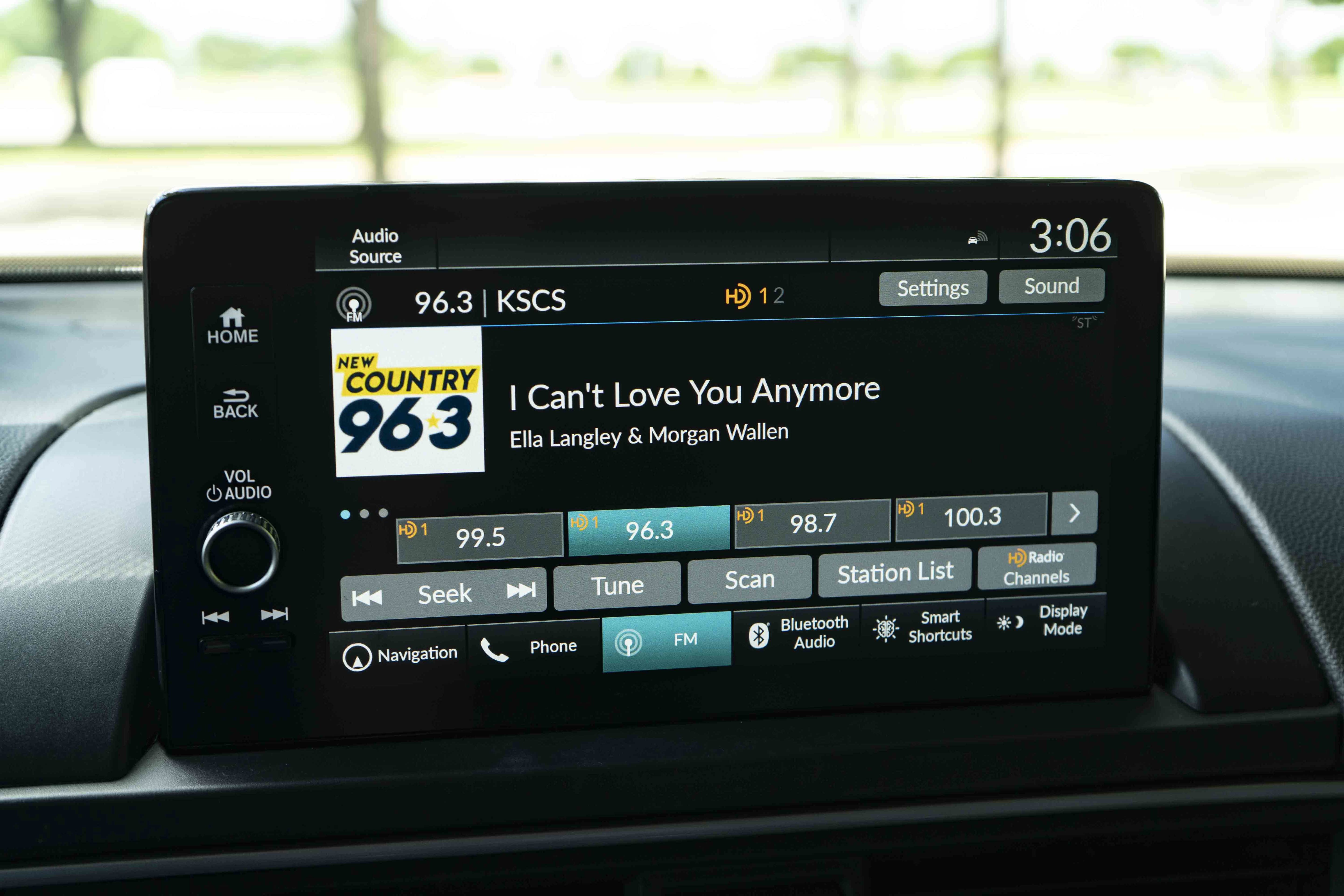 Used 2023 Honda Pilot Elite image 30