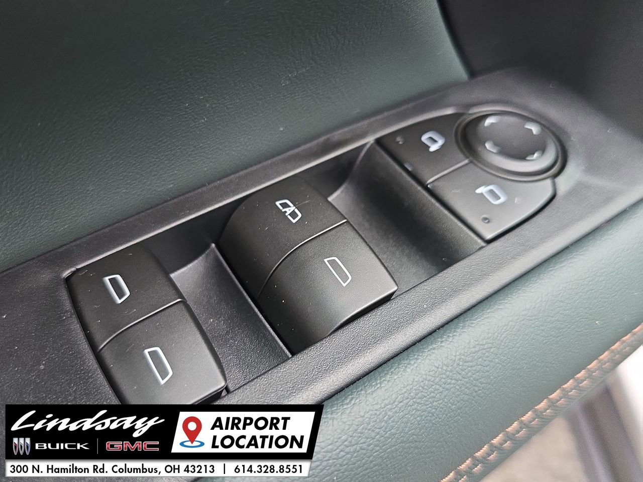 New 2026 GMC Terrain AT4 w/ Convenience Package III image 24