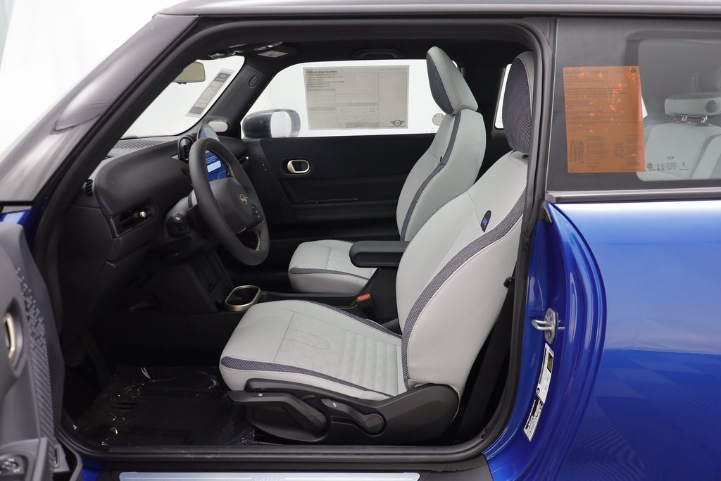 New 2026 MINI Cooper 2-Door Hardtop image 5