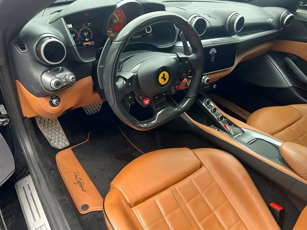 Used 2020 Ferrari Portofino RWD image 22
