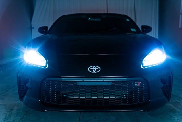 Used 2023 Toyota GR86 Premium w/ ALL Weather Mat Package (TMS) image 34