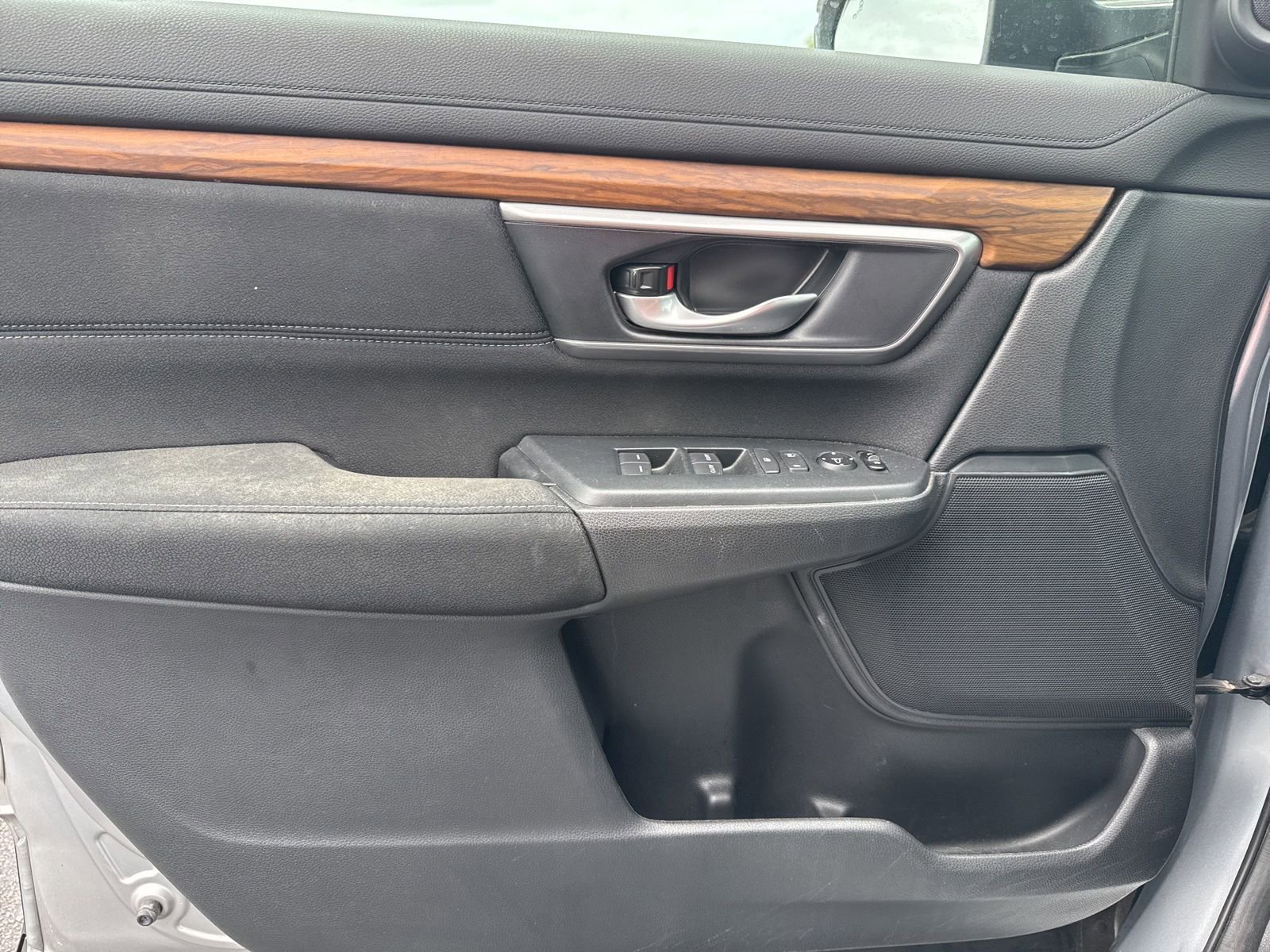 Used 2019 Honda CR-V EX image 19