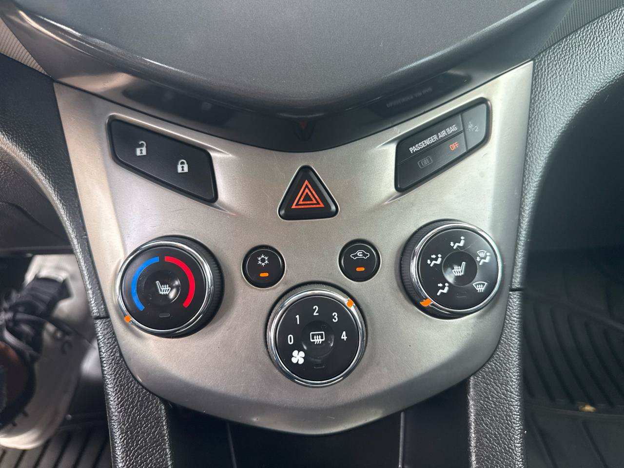 Used 2015 Chevrolet Sonic LTZ FWD image 21