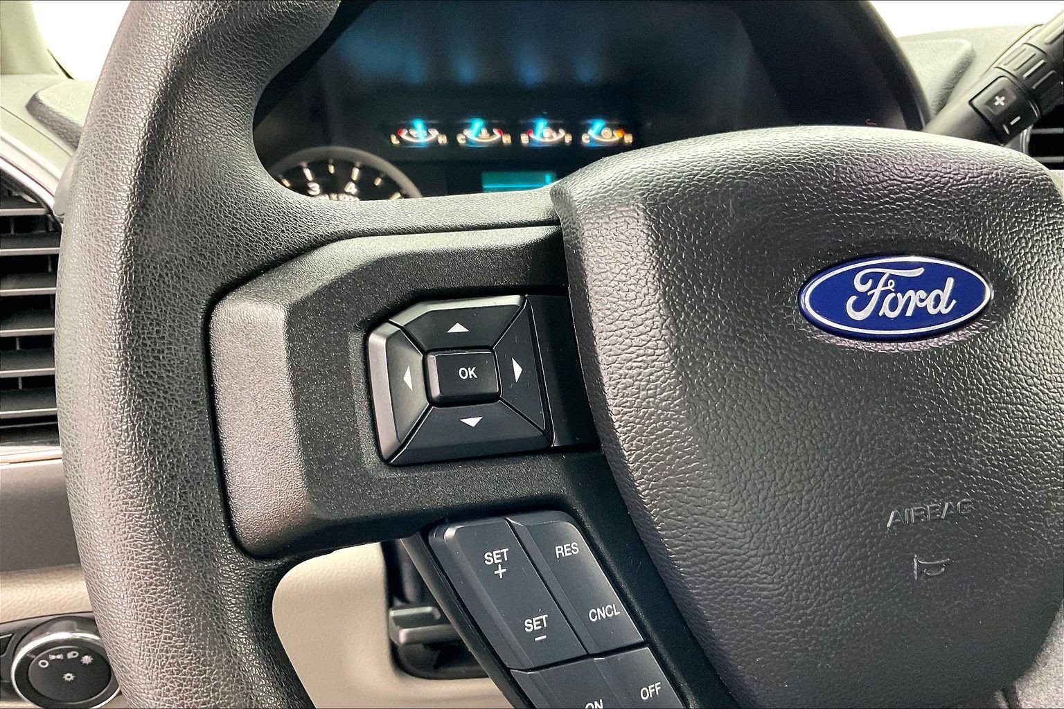 Used 2018 Ford F150 XLT AWD/4WD image 19
