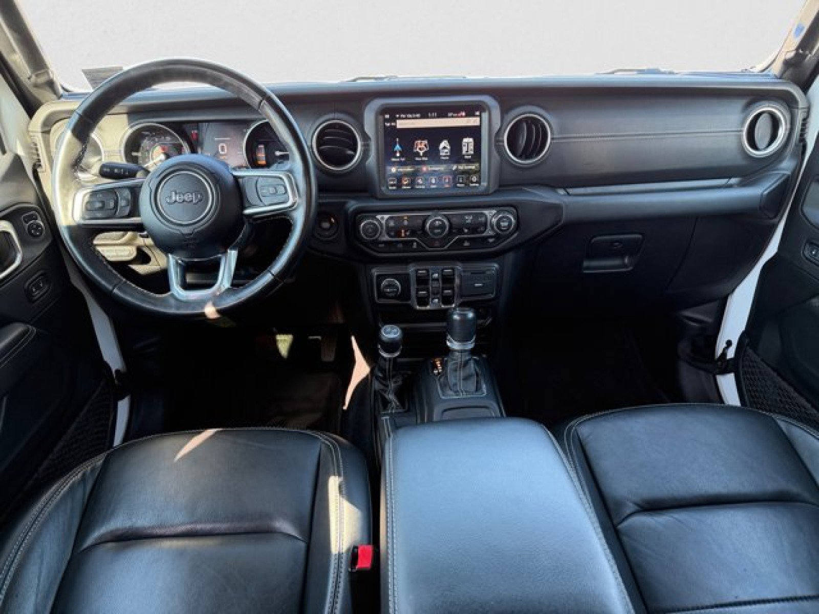 Used 2023 Jeep Wrangler Unlimited Sahara w/ Cold Weather Group image 12