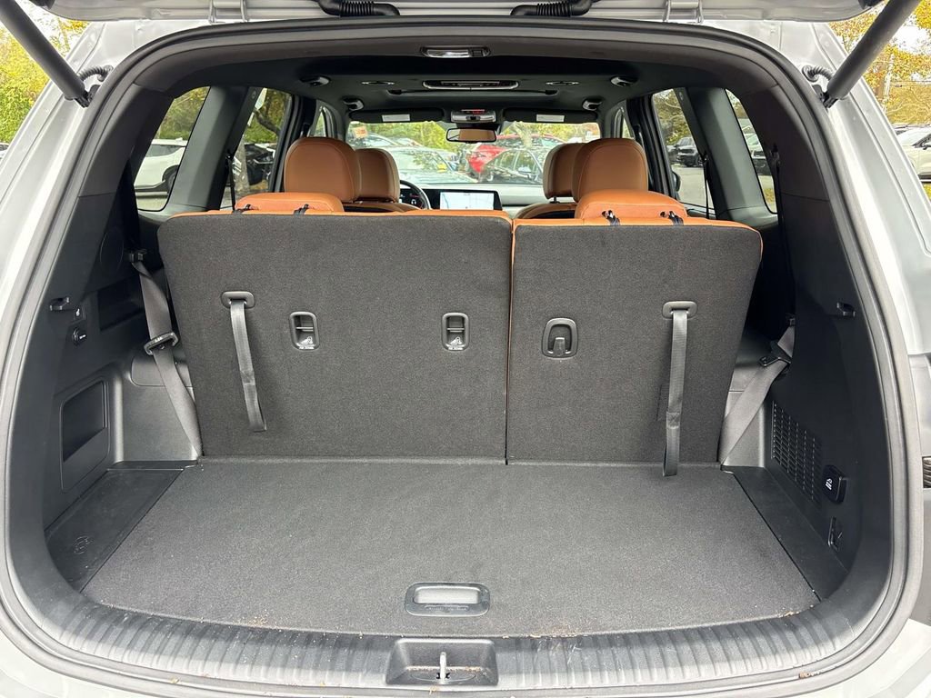Used 2025 Kia Telluride AWD image 15