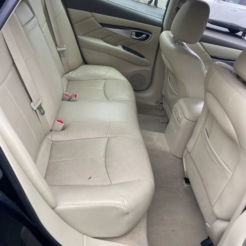Used 2015 INFINITI Q70 3.7 AWD/4WD image 25
