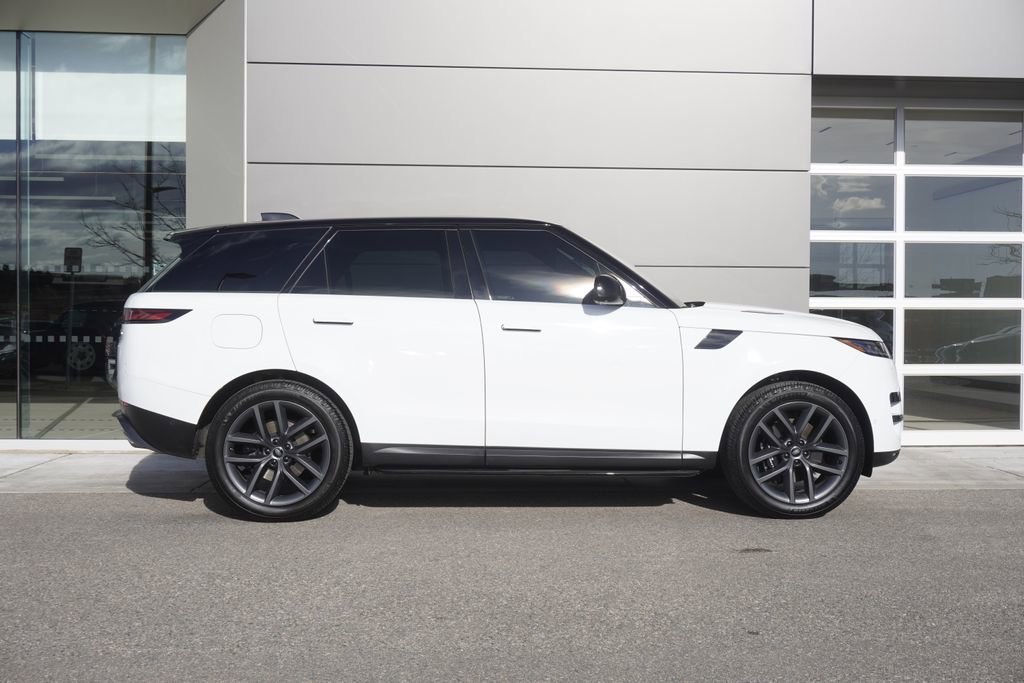 Used 2023 Land Rover Range Rover Sport SE image 7
