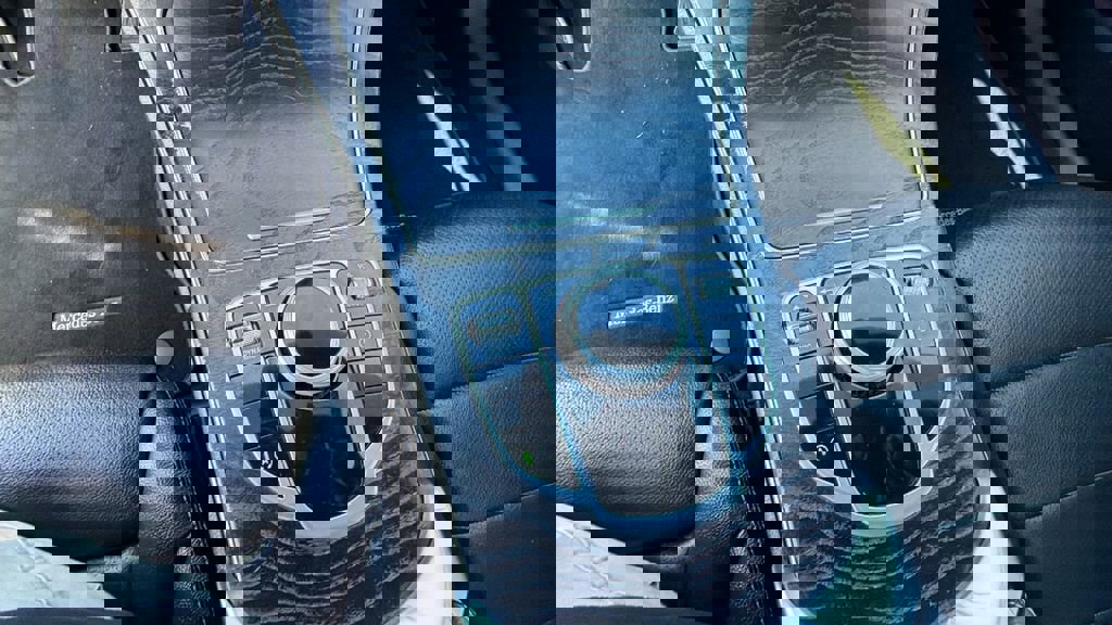 Used 2018 Mercedes-Benz C 300 Sedan image 27