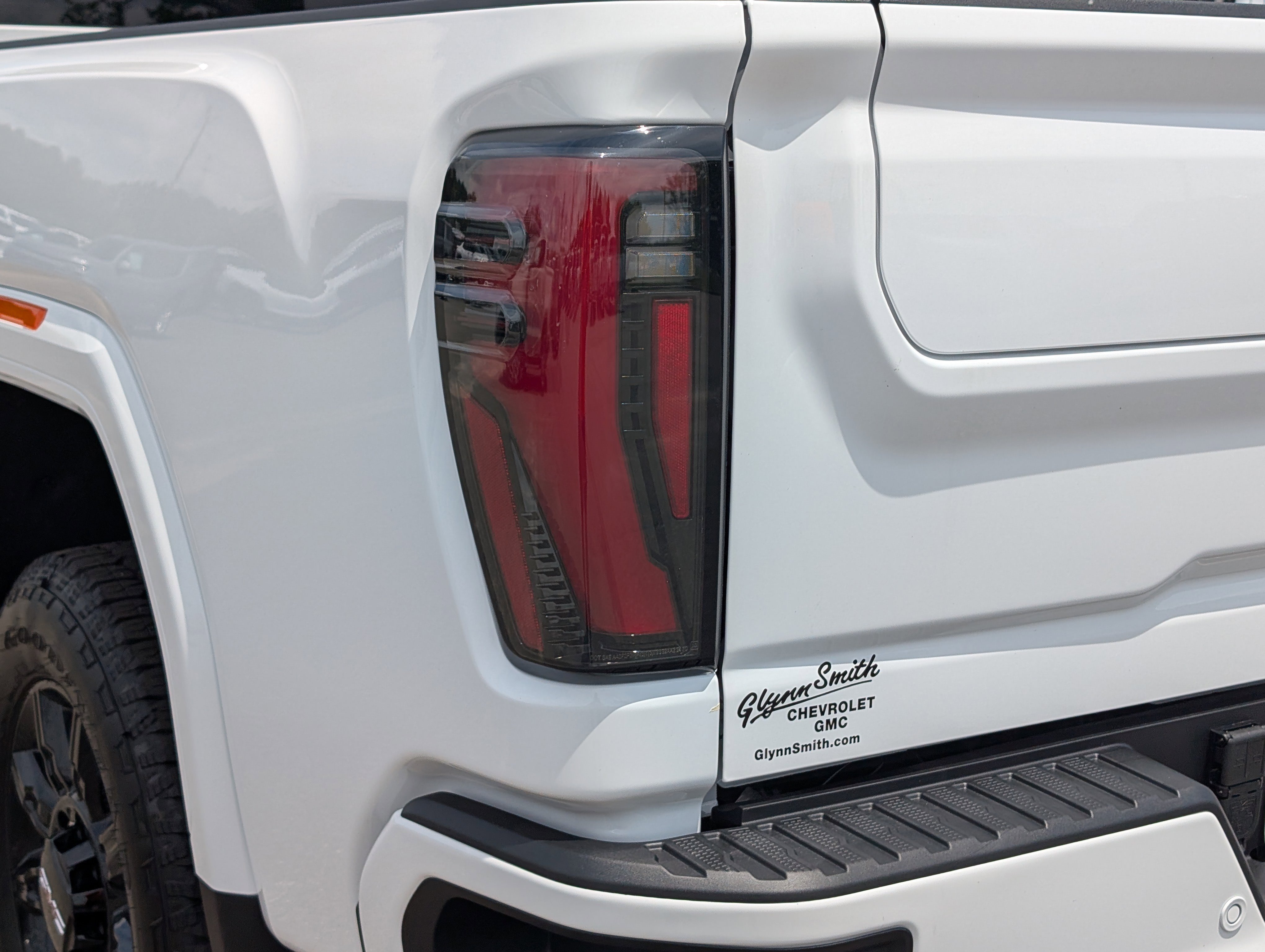 New 2026 GMC Sierra 2500 AT4 w/ AT4 Premium Plus Package AWD/4WD image 11