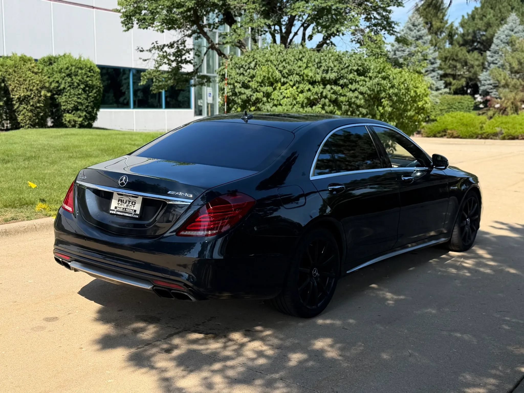 Used 2016 Mercedes-Benz S 63 AMG 4MATIC Sedan image 5