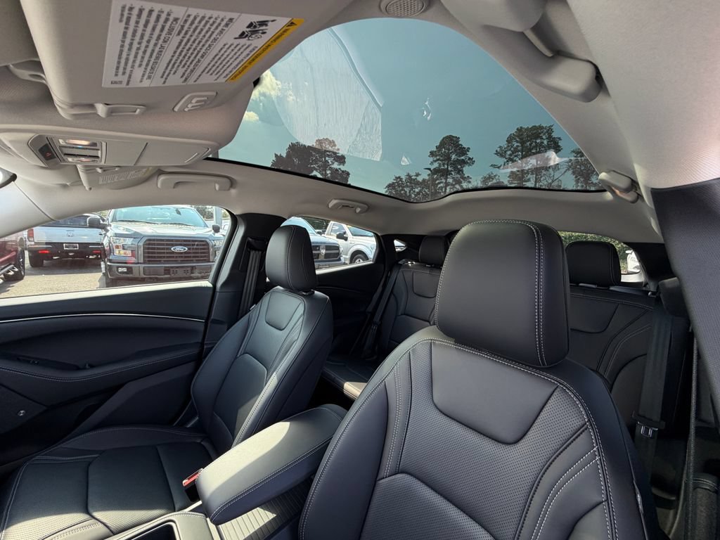 New 2026 Ford Mustang Mach-E Premium AWD/4WD image 32