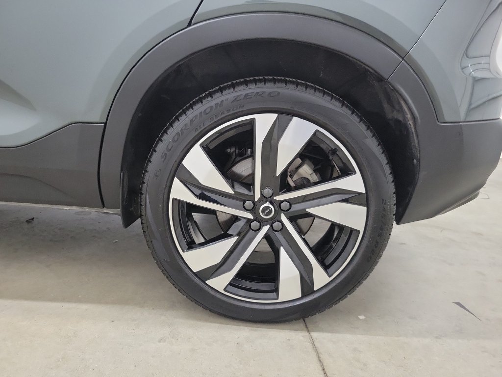 Used 2018 Volvo XC60 T5 Inscription w/ Convenience Package AWD/4WD image 19