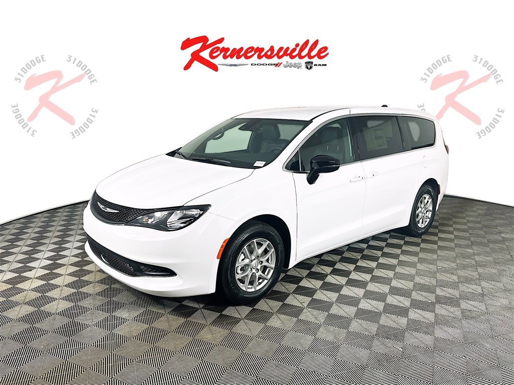 New 2026 Chrysler Voyager LX image 3