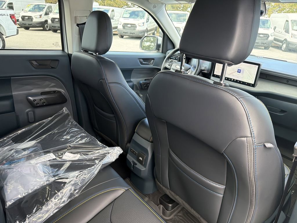 New 2026 Ford Maverick Lobo image 15