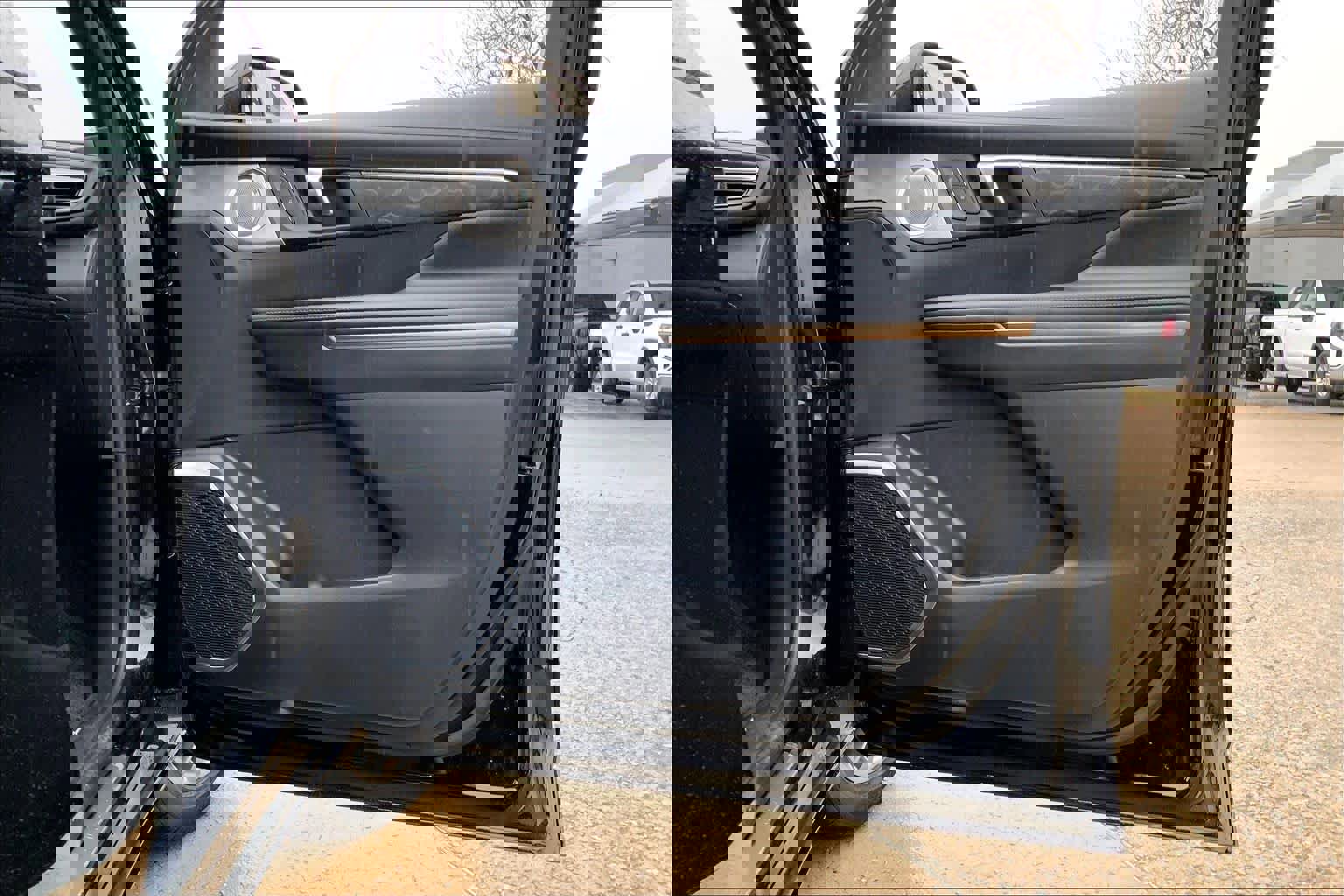 Certified 2025 Buick Enclave Avenir image 21