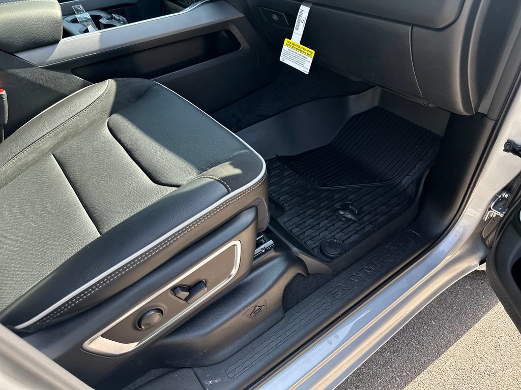 New 2026 RAM 1500 Laramie w/ Night Edition AWD/4WD image 37