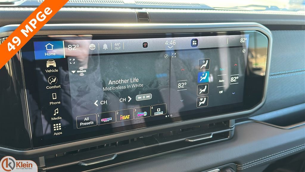 Used 2025 Jeep Wrangler Unlimited Rubicon 4xe image 21