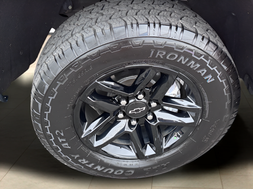 Used 2020 Chevrolet Silverado 1500 LT Trail Boss AWD/4WD image 21