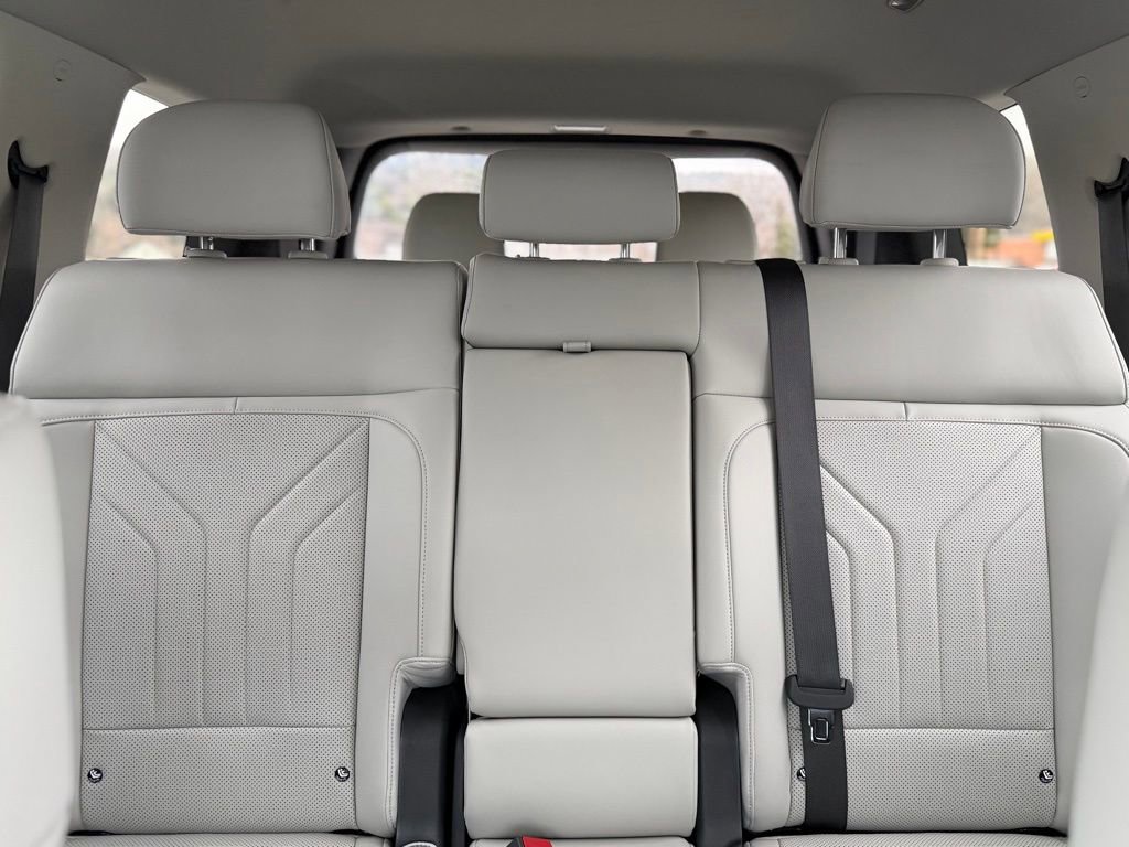 Used 2025 Hyundai Santa Fe SEL image 28