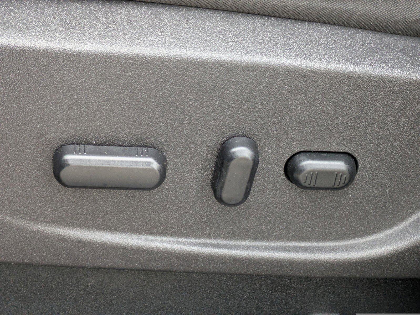 Used 2016 Ford Escape SE AWD/4WD image 16