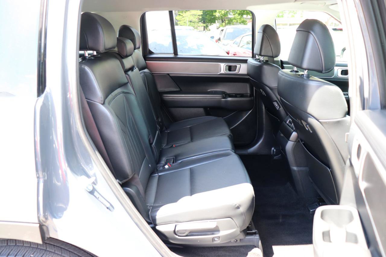 Used 2026 Hyundai Santa Fe SEL AWD/4WD image 15