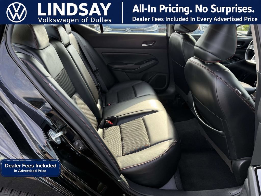 Used 2023 Nissan Altima 2.5 SR FWD image 13