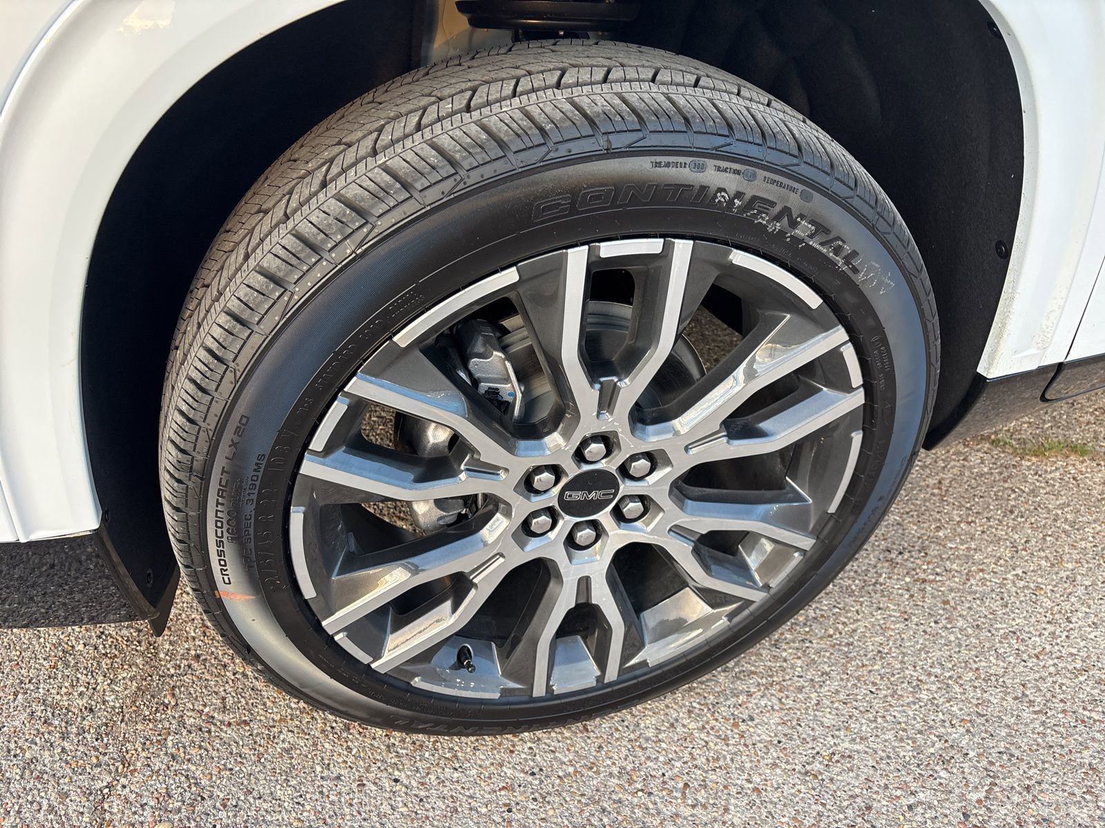 New 2026 GMC Acadia Denali Ultimate AWD/4WD image 38