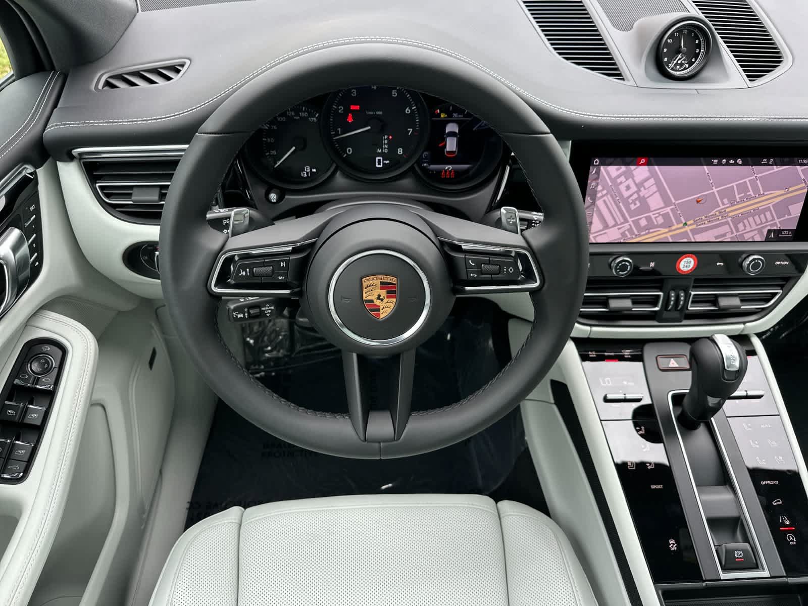 New 2026 Porsche Macan AWD/4WD image 15