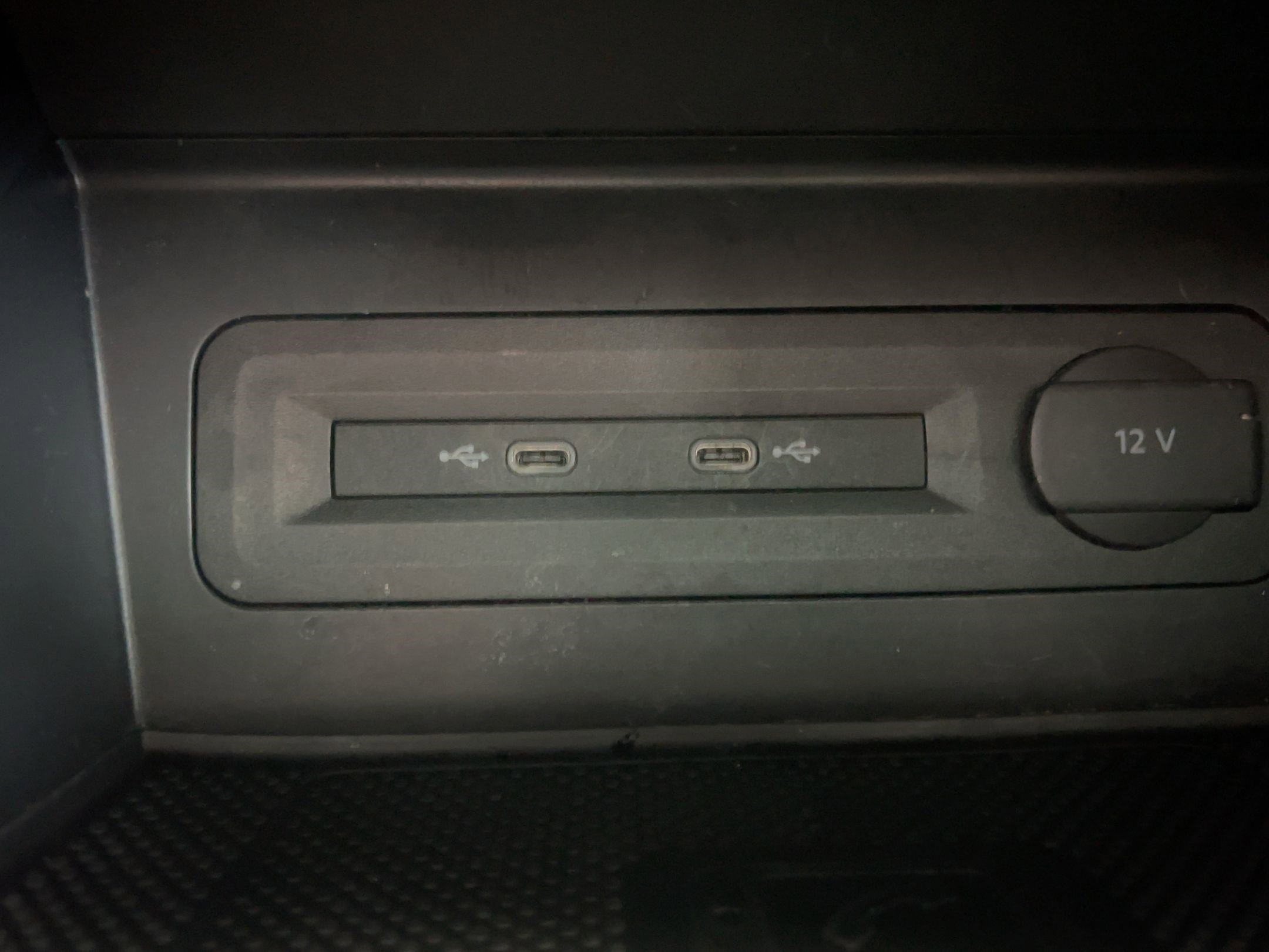 Used 2021 Volkswagen Atlas SE image 32